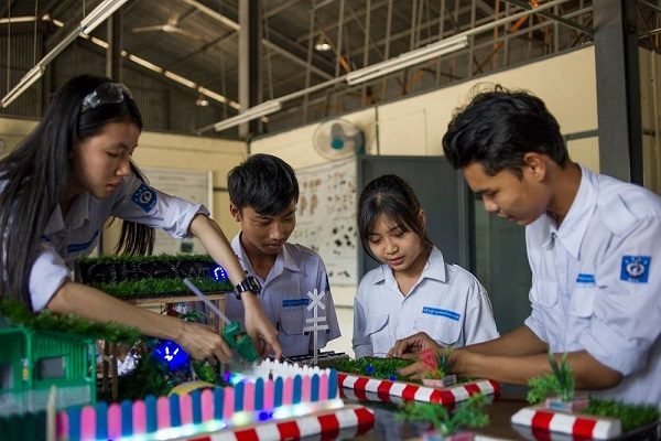 Grade-9 အောင်ပြီးသူများအတွက် စက်မှု၊ စိုက်ပျိုးရေးနှင့် မွေးမြူရေး တွဲဖက် သင်ကြားပေးမည့် ကျောင်းများ