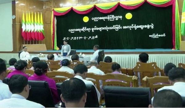 ပညာရေးဝန်ထမ်းများကို တစ်နှစ် (၂) ကြိမ် ရာထူးတိုး/ပြောင်းကိစ္စရပ်များ ပြုလုပ်ပေးမည်
