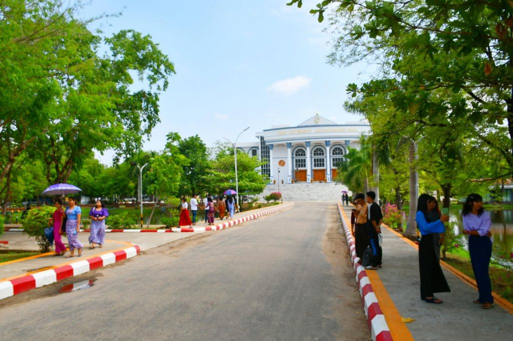 ပြည်တက္ကသိုလ်က ဖွင့်လှစ်မည့် ကွန်ပျူတာဒီပလိုမာသင်တန်း