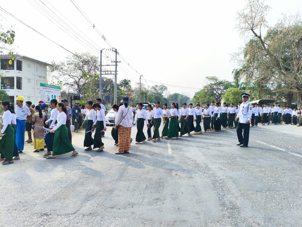 မြန်မာနိုင်ငံတွင် တက္ကသိုလ်ဝင်စာမေးပွဲဖြေဆိုသူ (၂) သိန်းခွဲကျော်ရှိ