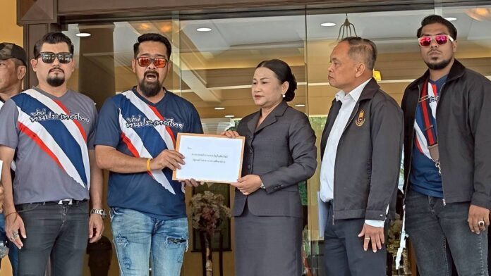 ရွှေ့ပြောင်းနေထိုင်သူများ အခမဲ့ပညာသင်ခွင့် ထိုင်းတက်ကြွလှုပ်ရှားသူတို့ ကန့်ကွက်