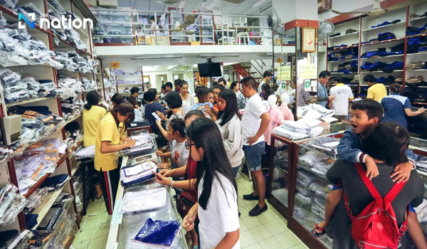 ထိုင်းနိုင်ငံ ကျောင်းစရိတ်မှာ (၁၃) နှစ်အတွင်း စီချိန်မီ အမြင့်ဆုံးဖြစ်