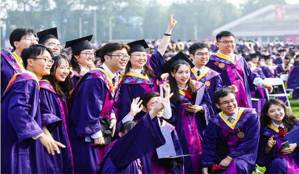 တရုတ်တက္ကသိုလ်များတွင် ငါးနှစ်အတွင်း မေဂျာပေါင်း (၁၂,၀၀၀) ကျော်ကို ဖျက်သိမ်း