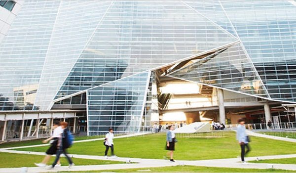 Bangkok University မှာ စီးပွားရေးမေဂျာတွေကို အခမဲ့ တက်ရောက်နိုင်မယ့် ပညာသင်ဆု