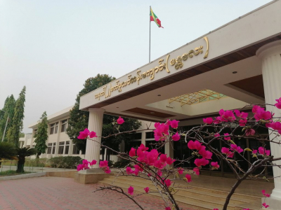 တက္ကသိုလ်ဝင်တန်း တက်ရောက်ပြီးသူများ လျှောက်ထားနိုင်သည့် စက်မှုကျွမ်းကျင်သင်တန်းများ