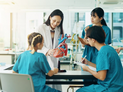 ဂျပန်မှာ စရိတ်ငြိမ်း ဆေးကျောင်းတက်နိုင်မယ့် Fully-funded ပညာသင်ဆု