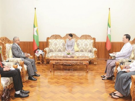 အိန္ဒိယမှ အင်္ဂလိပ်ဆရာများကို မြန်မာတက္ကသိုလ်များတွင် ရေရှည်ခန့်ထားရေး ဆွေးနွေး