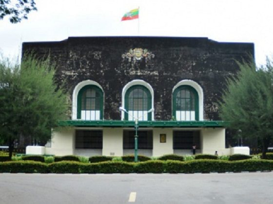ရန်ကုန်တက္ကသိုလ်တွင်ကျောင်းအပြောင်းအရွှေ့ကိစ္စများကို နိုဝင်ဘာ (၂၉) နောက်ဆုံးထားဆောင်ရွက်ရန်