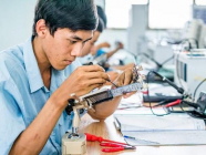 ကျောင်းတက်ရင်း အလုပ်ပါရမယ့် ဂျာမနီမှ Free Vocational Training