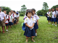 ထိုင်းအစိုးရက နိုင်ငံမဲ့နှင့် ရွှေ့ပြောင်းကလေးများကို ပညာသင်ကြားခွင့်ပြု