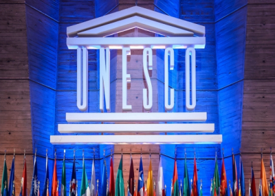 UNESCO အဖြဲ႔၏ အျပည္ျပည္ဆိုင္ရာ စာတတ္ေျမာက္ေရးဆုမ်ားကို ခ်ီးျမွင့္ျခင္း